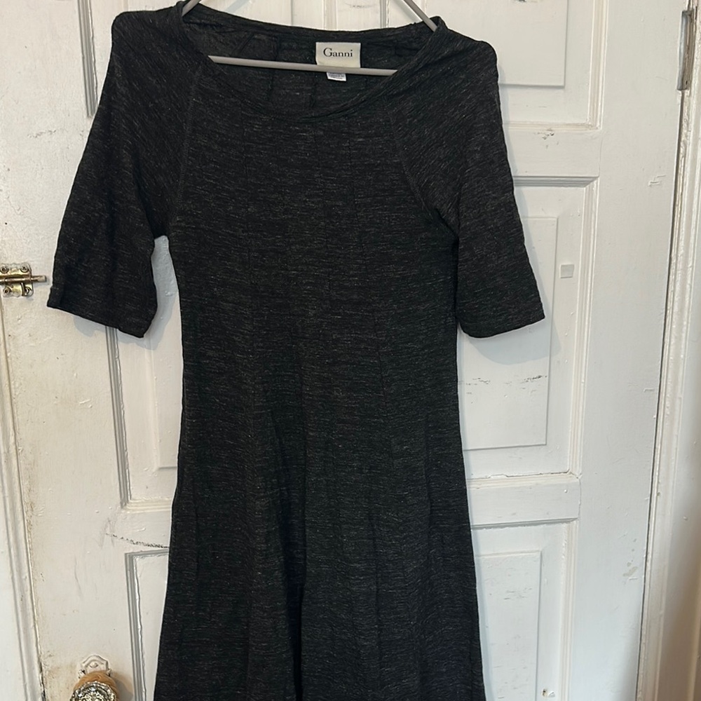 Ganni Gray Fit and Flare Midi Dress with Cuffed 3/4 Sleeves. Fits Woman size S